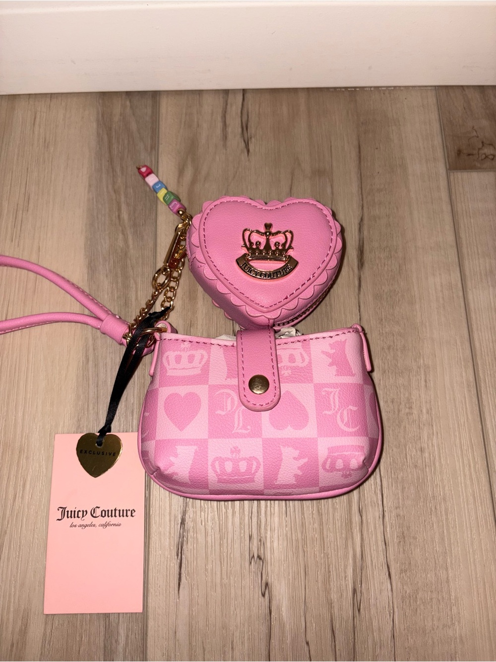 💖 Juicy Couture Pink Wristlet 💖